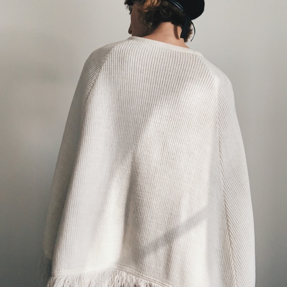 VINTAGE Knit Poncho Brass Hardware, Small - Picture 3 of 11